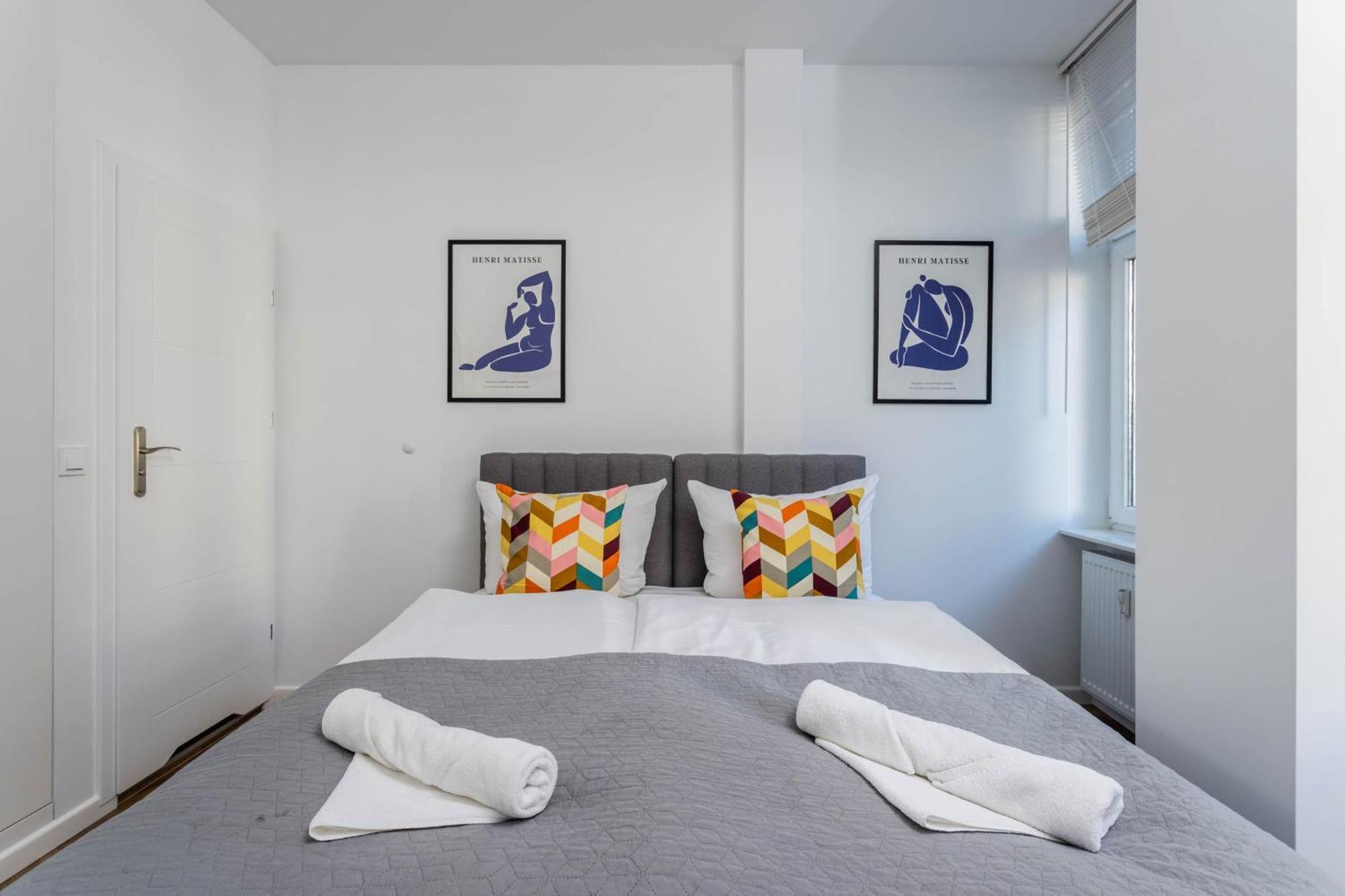 Przytulne I Komfortowe Studia Very Berry W Poznaniu By Noclegi Renters Zewnętrze zdjęcie